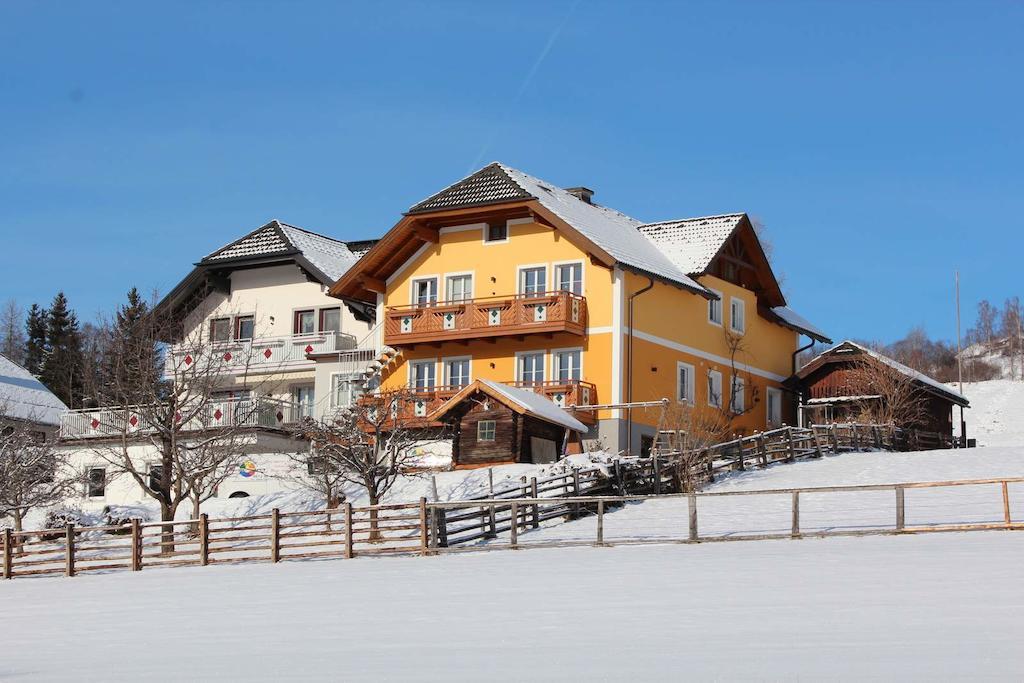 Haus Holzer Apartment Sankt Andra im Lungau Exterior photo